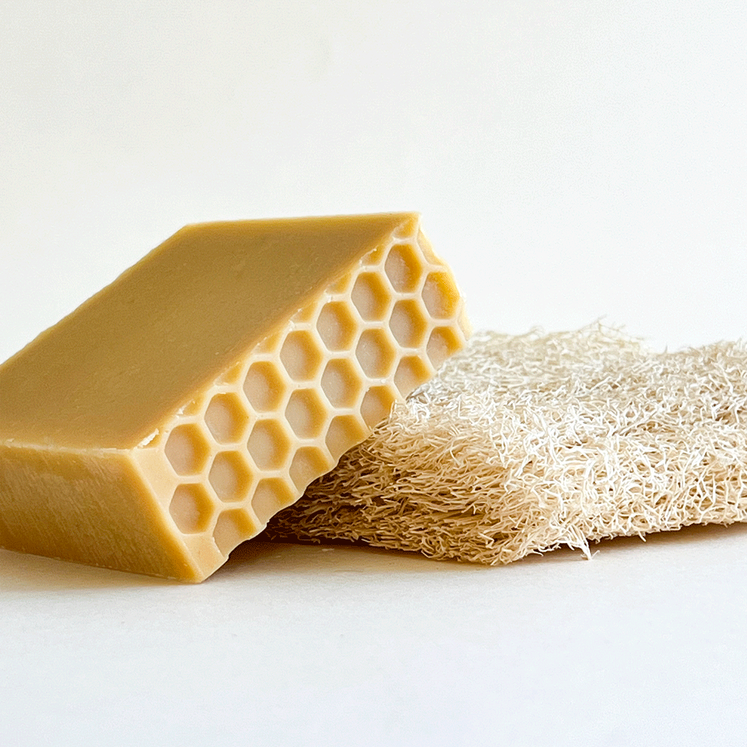 Zoom Savon fleur de miel, huile d'abricot, miel de l'Hérault